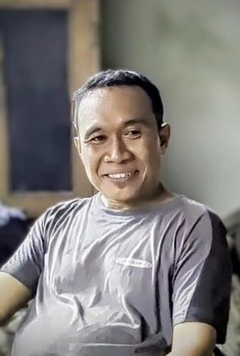 Ketut – Artisan sculpteur